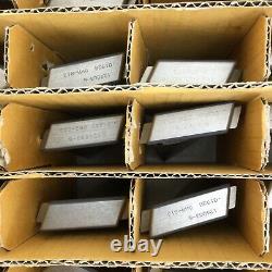 Box Of 34 Chromalloy Airfoils 4 x 2 Compressor Blades Stage 3 G-46599935