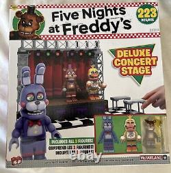 Five Nights At Freddy's Deluxe Concert Stage Construction Set 25230 Bonnie Exact