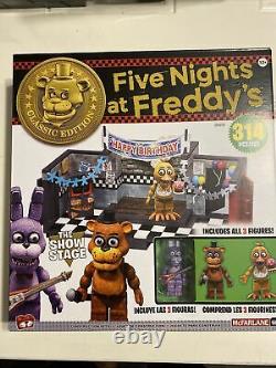 Five Nights At Freddys The Show Stage Classic Series Construction Set 314 NEW