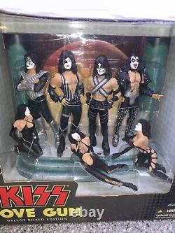 KISS LOVE GUN Deluxe Box Edition Super Stage Figures McFarlane Toys New