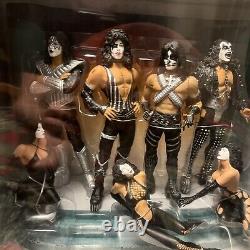 Kiss Love Gun Action Figures McFarlane Deluxe Boxed Edition Super Stage Figures