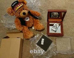 Limited Edition Steiff Zippo with Special on Stage Display Box & Steiff Bear
