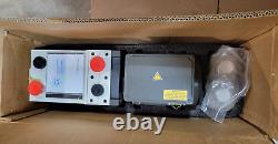 NEW IN BOX Agilent Dual DS402 Stage Rotary Vane Vacuum Pump 9499330M002 DS-402