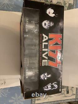 New 2002 McFarlane KISS Alive Limited Edition Stage Box Set