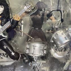 New In Box McFarlane Toys KISS ALIVE Deluxe Boxed Stage Set Action Figures 2002